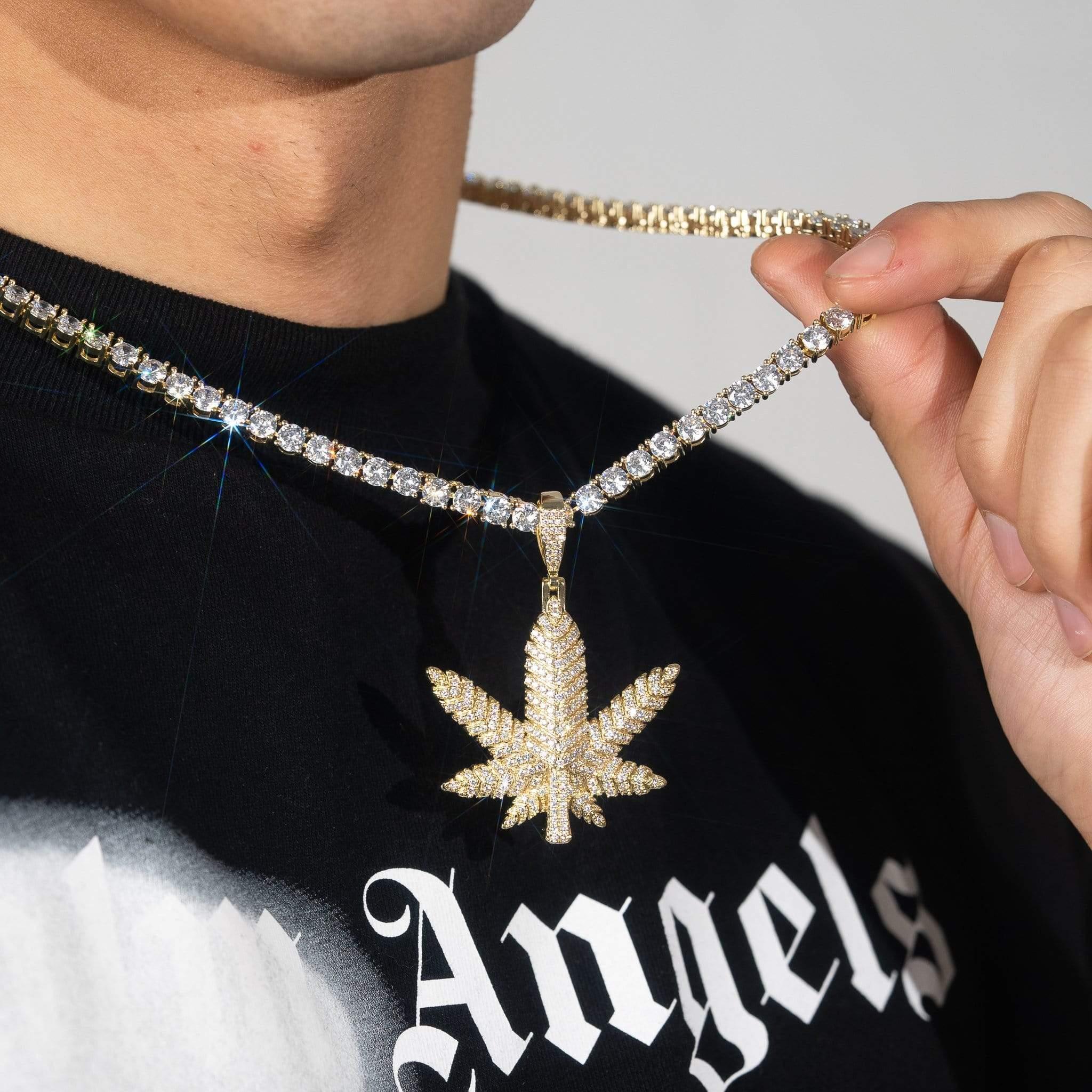 Leaf Pendant - Gold - Image 3